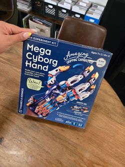 Mega Cyborg Hand