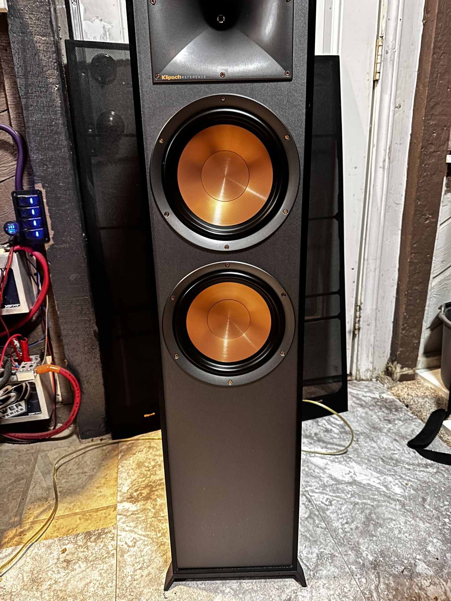 Klipsch R-820F Tower Speakers