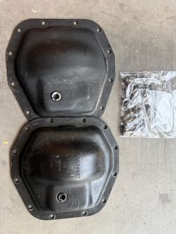Factory Front and Rear differential covers with hardware for 2018 Wrangler JL.