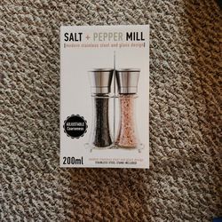 Salt & Pepper Mill