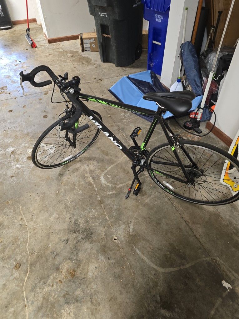Vilano Bycyle R2 Commuter