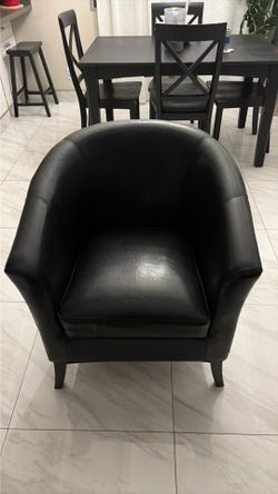 accent chair
