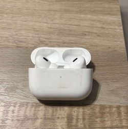 AirPods Pro (2nd Gen) - Good Condition