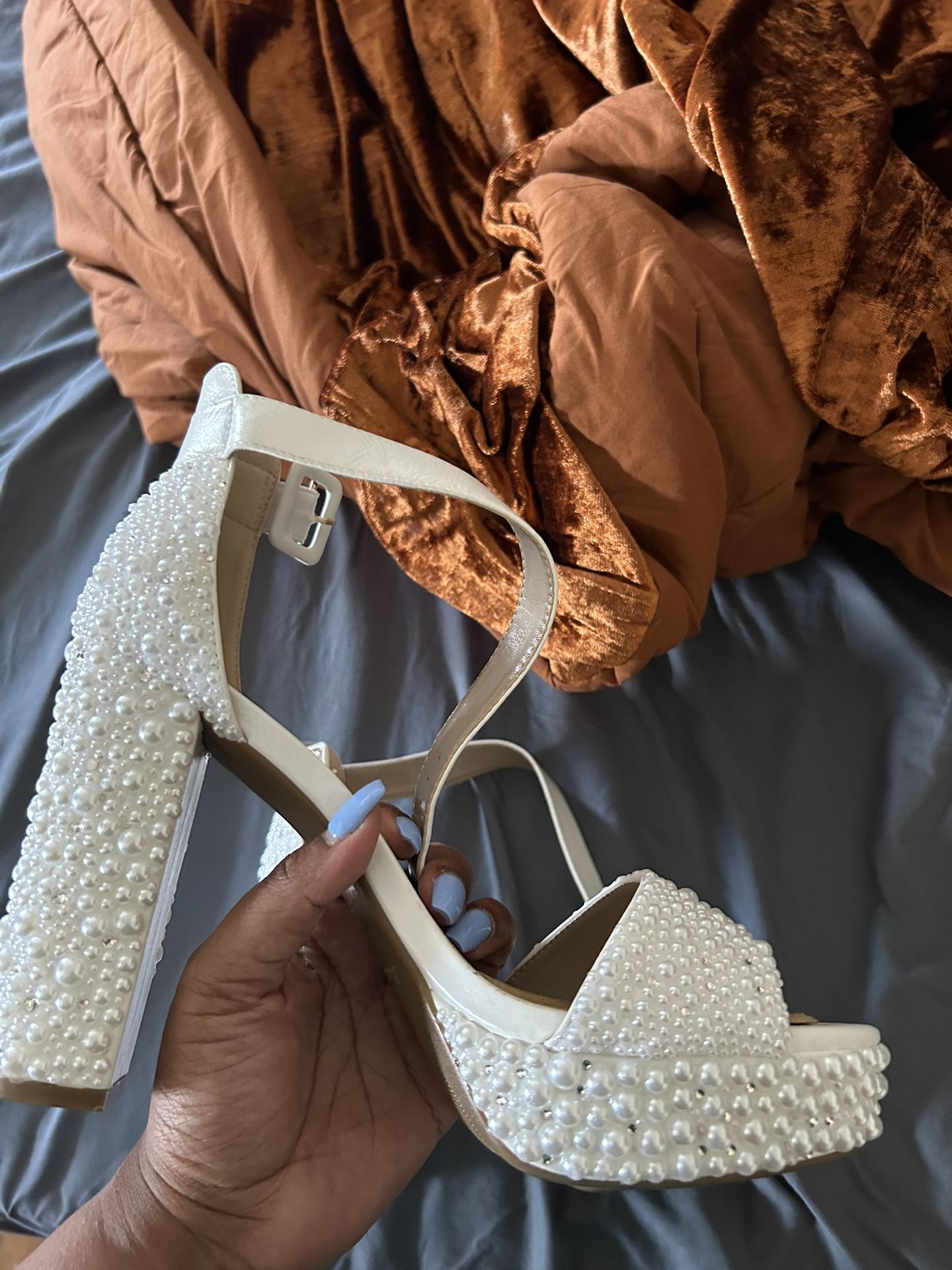 White Heels With Pearls Size 11