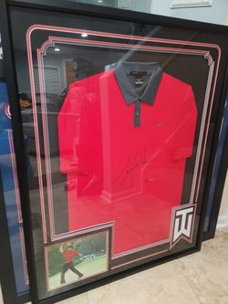 Tiger Woods Autographed Jersey LE Frame