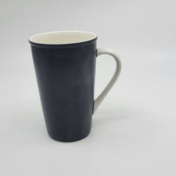 Starbucks 2010 Matte Black Latte Mug 16oz. Pre-owned, good shape, please 
see photos for details. It is 5 7/8" tall, weight 1lb 2oz plus shipping 
mat