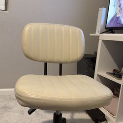 Beige office or vanity chair good condition