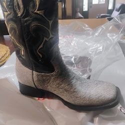 Cow Leather AND Hair.  Size $9.5 Maybe Size #10 New Boots 