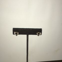 34738-11 14KYG LDS DIAMOND HEART EARRINGS 