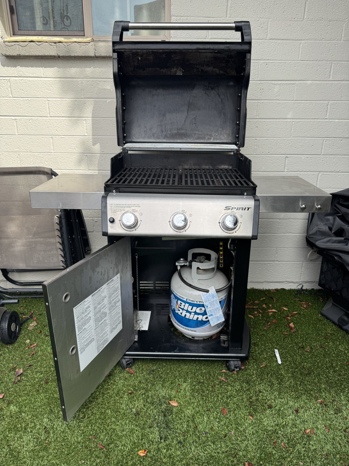 Gas Grill - Weber Genesis B Grill
