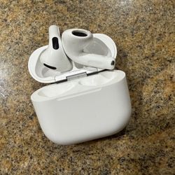 Apple AirPods 4 