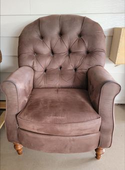Tufted Upholstered Accent Armchair