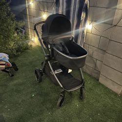 Stroller: Maxi-Cosí