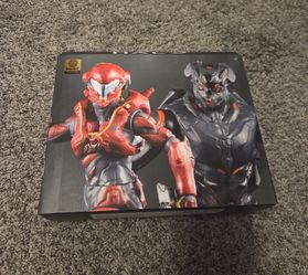 Halo Spartan Vale + Promethean Soldier Jazwares Vault, NEW!