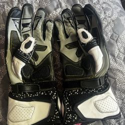 Women's Cortech gauntlet gloves