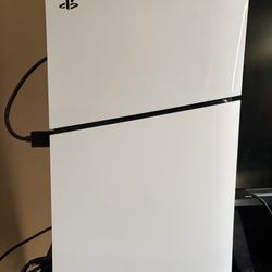 PS5 BARELY USED