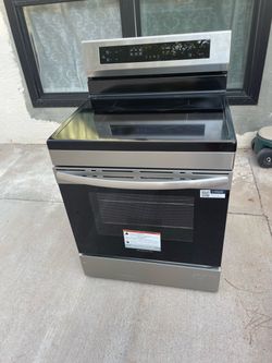 Frigidaire Induction Range
