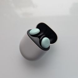 Google Pixel Buds