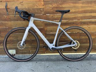 CARBON FIBER E-BIKE CF RACER RIDE1UP
