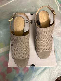 Women’s Liz Claiborne Taupe/Beige Heeled Sandals Size 8.5