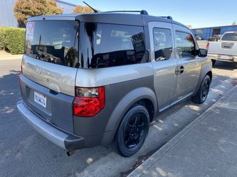 2004 Honda Element