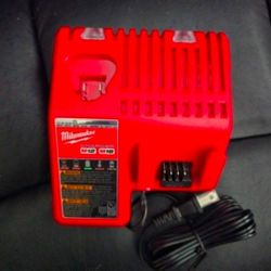 Milwaukee m18 m12 Combo charger