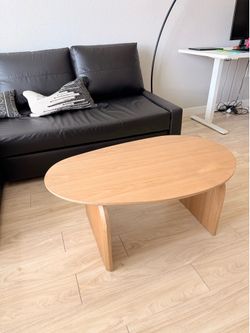 Modern Oak Oval Coffee Table New