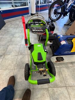 GREENWORKS PRESSURE WASHER PRO GPW3000