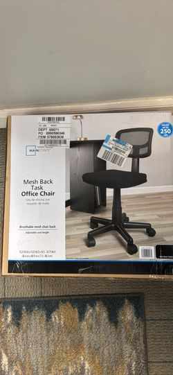 Brand new office chair