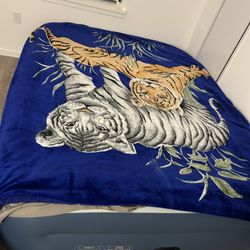 Queen Size Blow Up Bed 