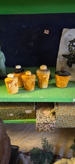 Estate sale gorgeous hand carved bottles yak bone