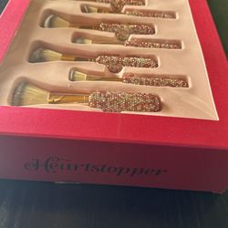 Heart Stopper Makeup Set