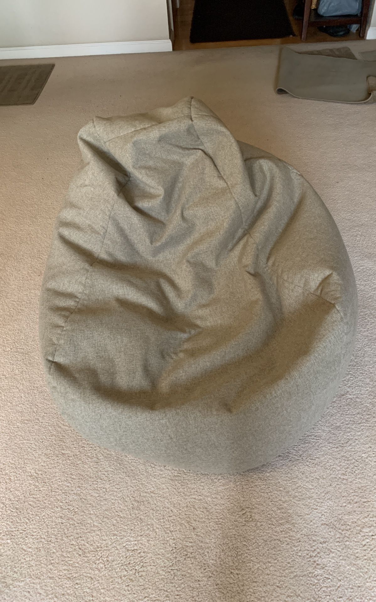 Comfy Large Bean Bag Chair-nearly new