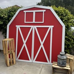 Red Barn Set