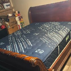 Bed Frame With Mattress 