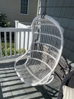 Serena Lily Porch Swing
