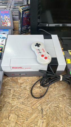 Nintendo nes. Complete with game $125