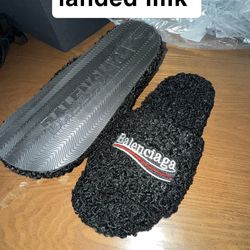 Balanciaga Slides