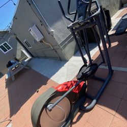 X-FIT E500 Momentum Series Elliptical Trainer