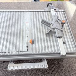 RIDGID 6.5-Amp 7 in. Blade Corded Table Top Wet Tile Saw