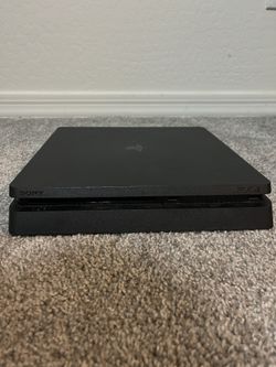 Sony PlayStation 4, Black
