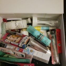 Brand New Huge Box Hi End Make Up Masks Supplies Etc All New 40 Firm This Cost Over 400