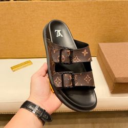Louis Vuitton Paseo Flat Comfort Mule