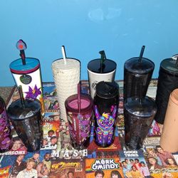 Reusable Plastic/Metal Mugs & Cups w/straws 