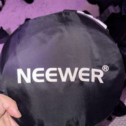 NEEWER Reflector 
