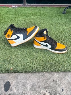 Air Jordan 1 Retro High OG Taxi Sneakers