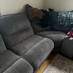 4 Piece Couch Set With 3 Recliners 