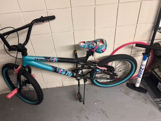 Kent aqua black new bike