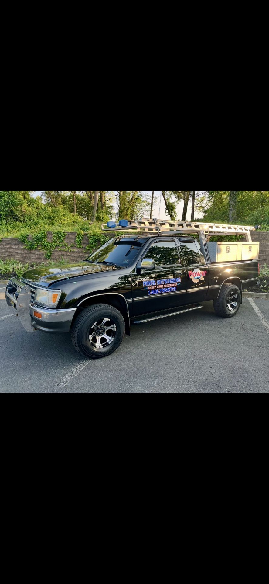 Side Tool Boxes