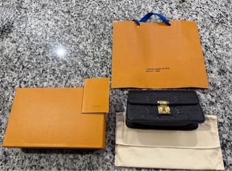Luxury leather purse/wallet